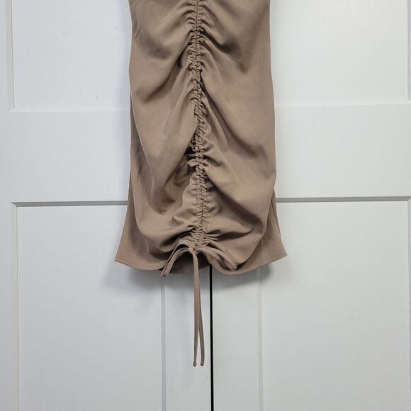 Prettylittlething taupe ruched front Halterneck bodycon dress, size4 - Picture 9 of 13